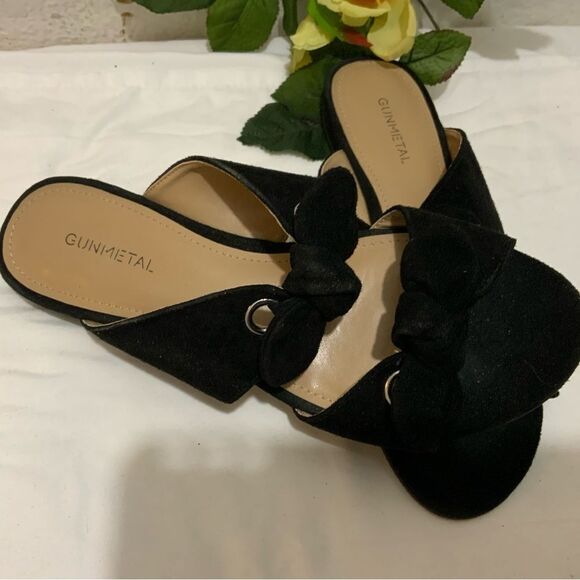 Gunmetal Slip On Flat Sandals Black Suede Bonya Bow Details Size 7.5 - Picture 3 of 7